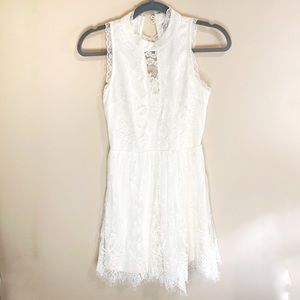 Francesca’s White Lace Dress Small
